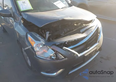 2017 Nissan Versa 1.6 Sv z USA, uszkodzony, nr VIN 3N1CN7AP4HL821395